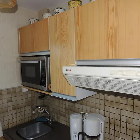 Royan: T2 Proche Avec Parking Privé - Fr-1-71-63 Appartement