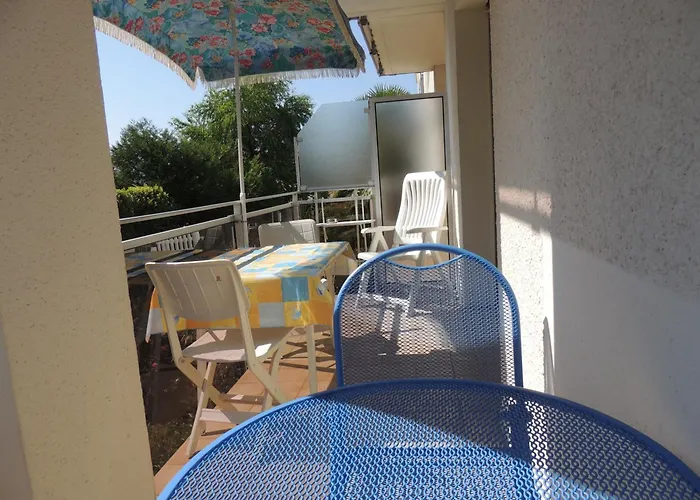 Royan: T2 Proche Avec Parking Prive - Fr-1-71-63 Daire Royan