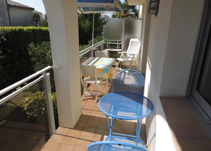 Royan: T2 Proche Avec Parking Prive - Fr-1-71-63 Ρουαγιάν